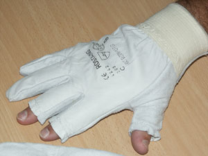 Gant 3 doigts coup�s cuir doubl� tricot, anti-coupure 2/5